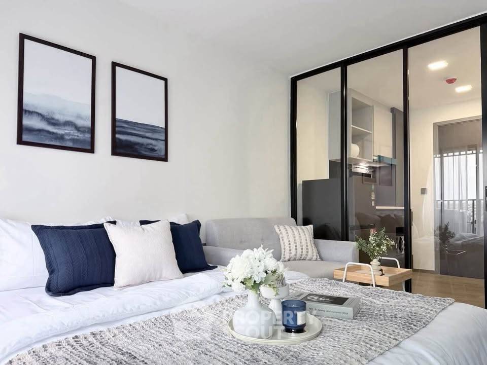 picture 1-BR Condo at Maroon Ratchada 32 in Chan Kasem (ID 3462714) - 3/7
