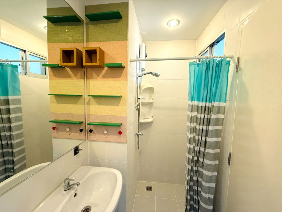 picture Room for sale v condo Ladkrabang - 10/18