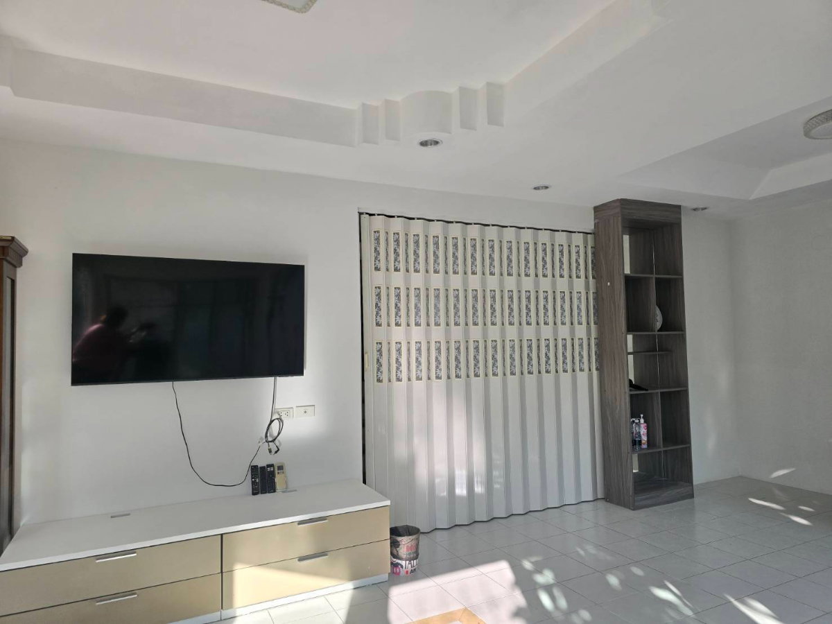 picture House for Rent Siwalee Suvarnabhumi - 9/11
