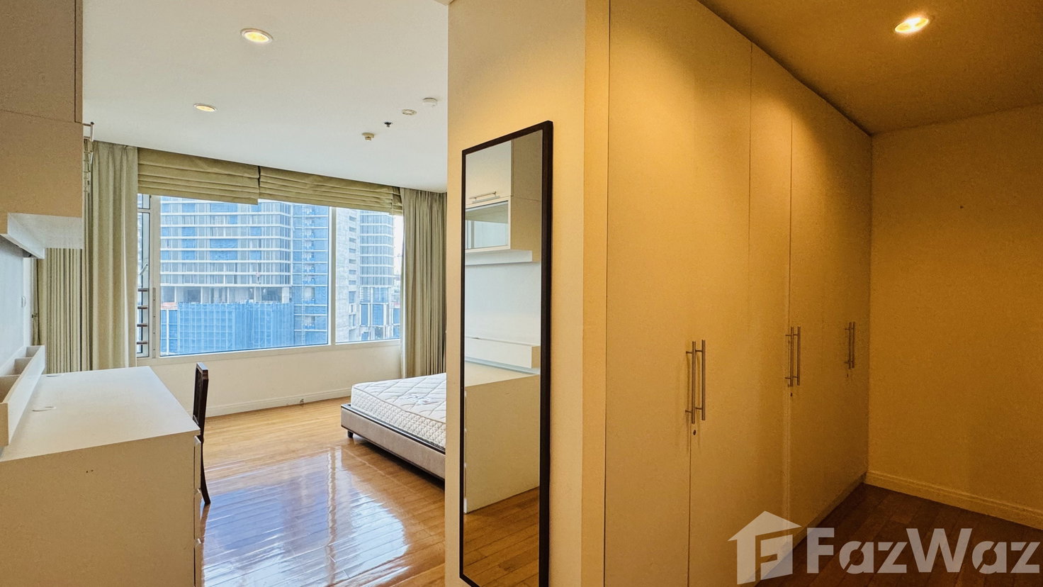 picture 3 Bedrooms for Rent at The Royal Saladaeng 1935732 - 13/27