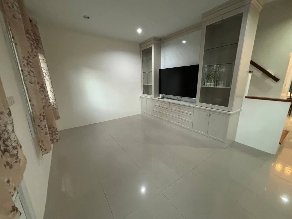 รูป ให้เช่า กาญจนาลักษณ์-เทพศิรินทร์ นนทบุรี - รูปที่ 6/10