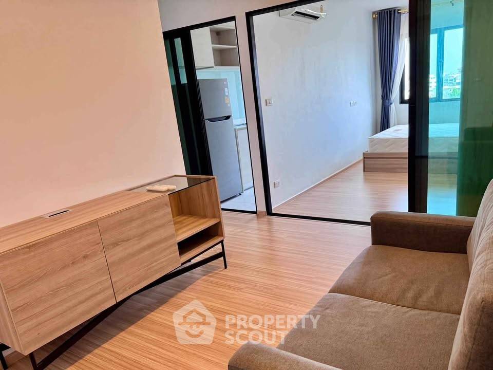 picture 1-BR Condo at Chewathai Hallmark Ladprao - Chokchai 4 in Lat Phrao (ID 3466510) - 2/7