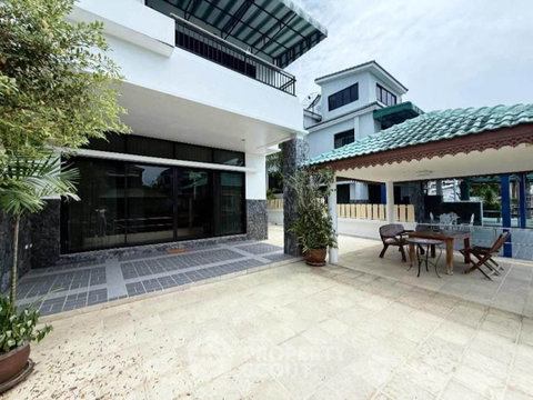 4-BR Condo at Jomtien Yacht Club 1 close to Pattaya (ID 3463185)