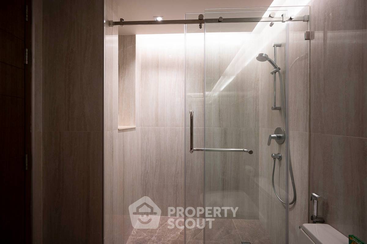 รูป คอนโด 2 ห้องนอน Baan Siri Ruedee ขนาด 82 ตร.ม. ใกล้ BTS เพลินจิต (ID 3460057) - รูปที่ 11/19