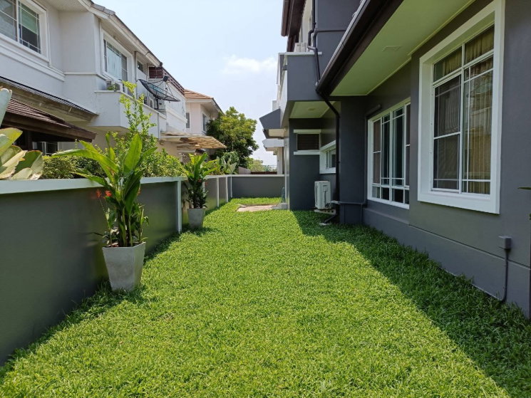 รูป ให้เช่าบ้านเดี่ยวสวยพร้อมอยู่ บ้านนันทวัน ศรีนครินทร์ บางนา 2 ชั้น 156ตรว. 340ตรม. 4ห้องนอน พร้อมห้องน้ำในตัว - รูปที่ 3/22