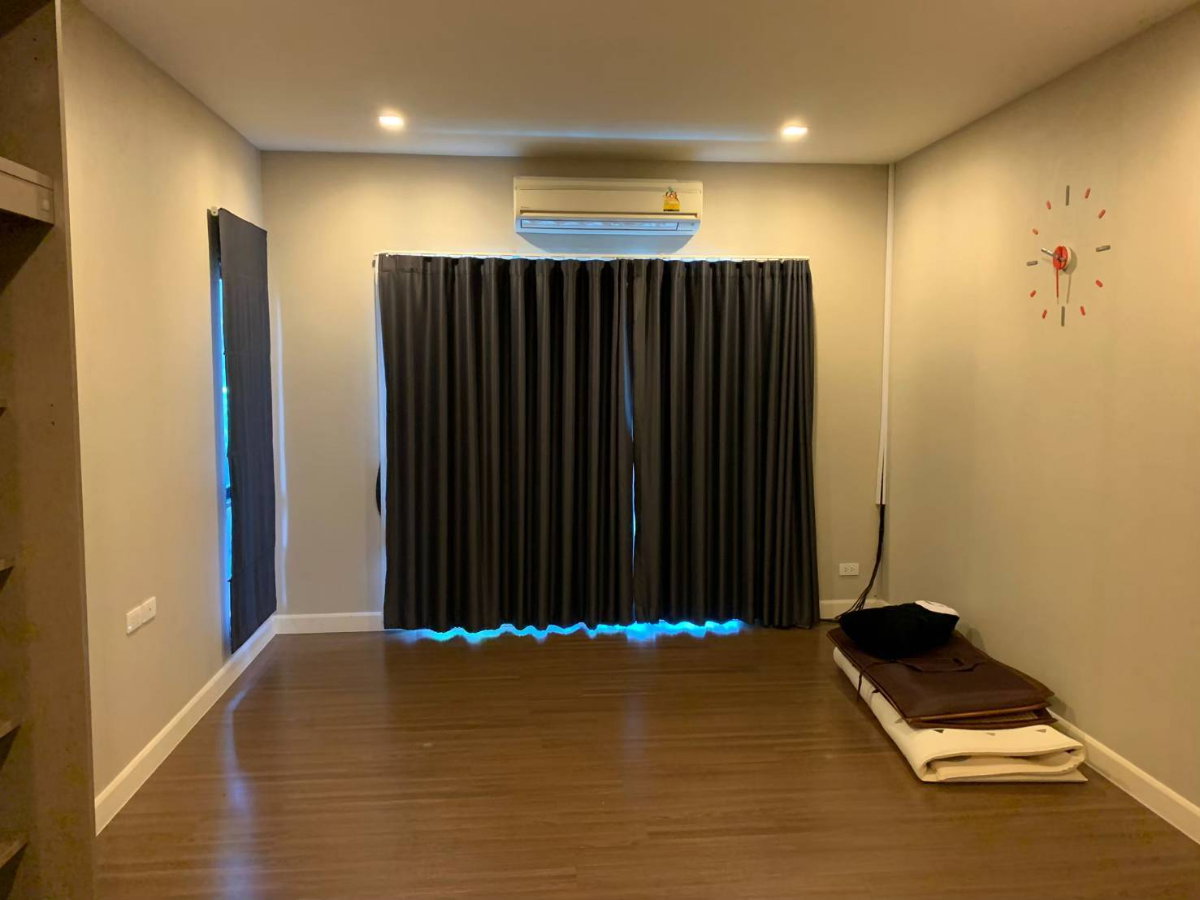 รูป 98427 - ขายด่วน บ้านเดี่ยว บุราสิริ วงแหวน-อ่อนนุช บ้านสวยพร้อมอยู่ ราคาดี คุ้มค่าทั้งการซื้ออยู่เอง หรือซื้อเพื่อการลงทุน - รูปที่ 6/12