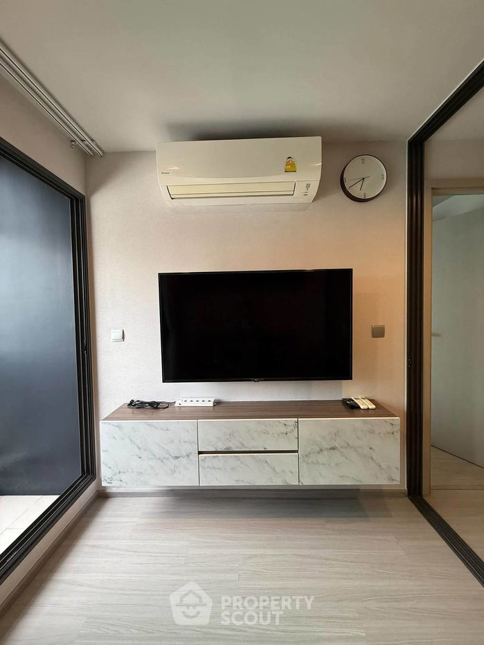picture 100m To BTS Ha Yaek Lat Phrao: High-Floor 1-BR At Life Ladprao (ID 3470948) - 7/10