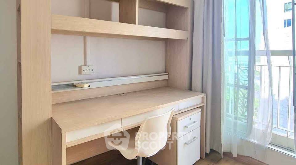 picture 2-BR Condo at Citi Smart Sukhumvit 18 near BTS Asok (ID 3467336) - 9/14