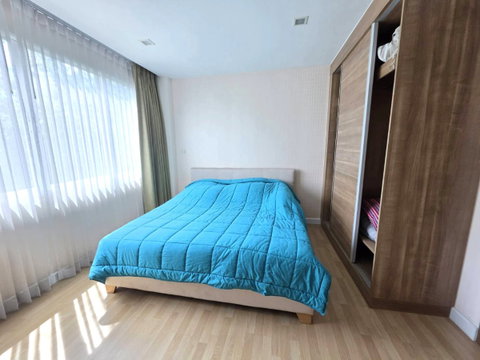 âĻ Green Lake Condo SrirachaðĐĩCall : 099-690-3486