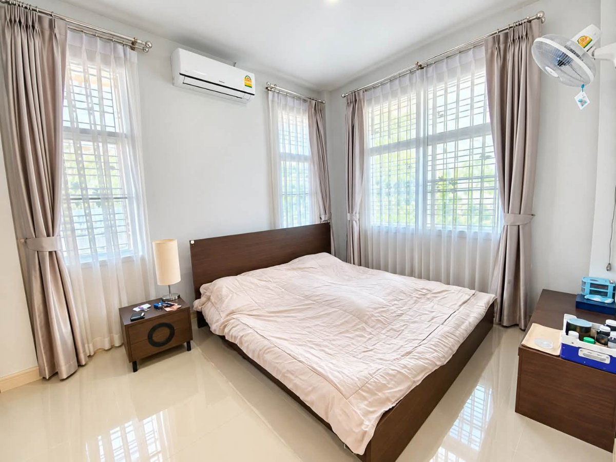 รูป ขายบ้านเดี่ยวหลังใหญ่ ม.เดอะริชเพอร์เฟค สวนเสือ ศรีราชา - รูปที่ 16/17