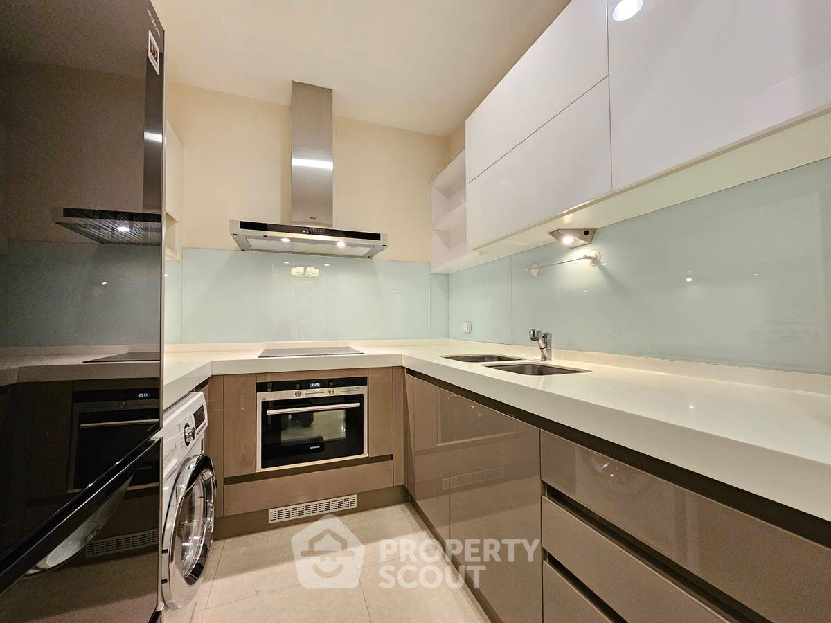 รูป คอนโด 2-ห้องนอน ที่ คิว หลังสวน ใกล้ BTS ราชดำริ (ID 3470276) - รูปที่ 8/10