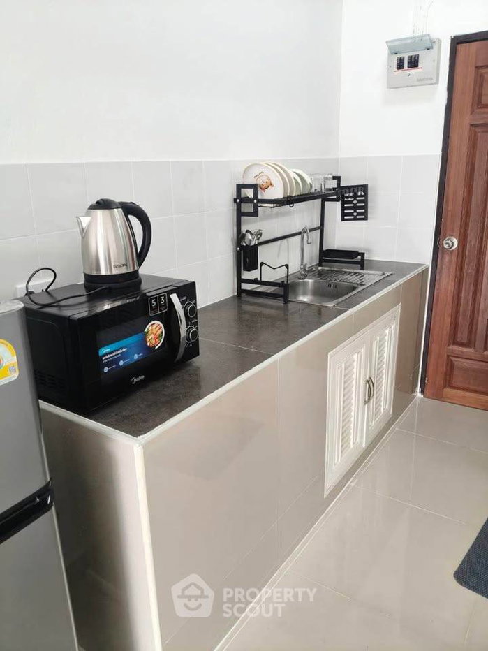 picture 1-BR Condo at Sombat Pattaya Condotel close to Phratamnak (ID 3469570) - 15/16