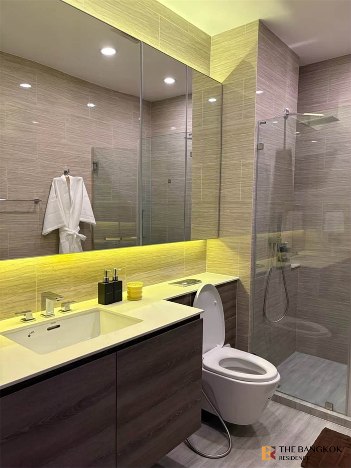 picture Whizdom Essence Sukhumvit 101 near BTS Punnawithi - 8/10