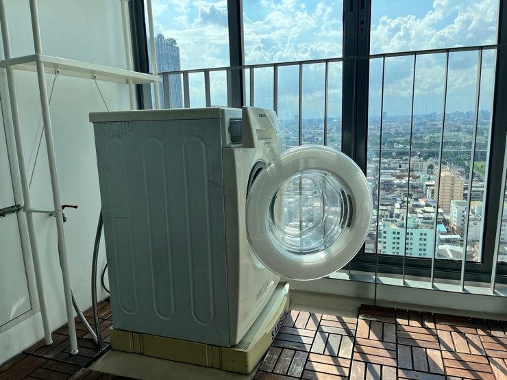 picture Shock price for rent at Ideo Q phayathai - 17/18