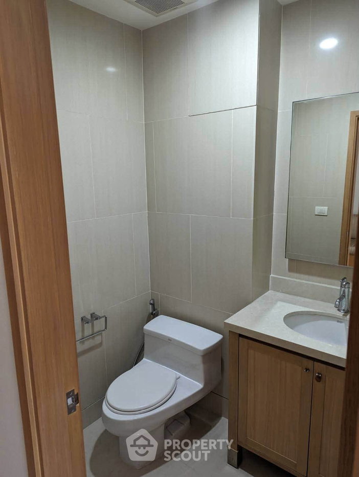 picture 2-BR Condo at The Emporio Place near BTS Phrom Phong (ID 3471115) - 8/10