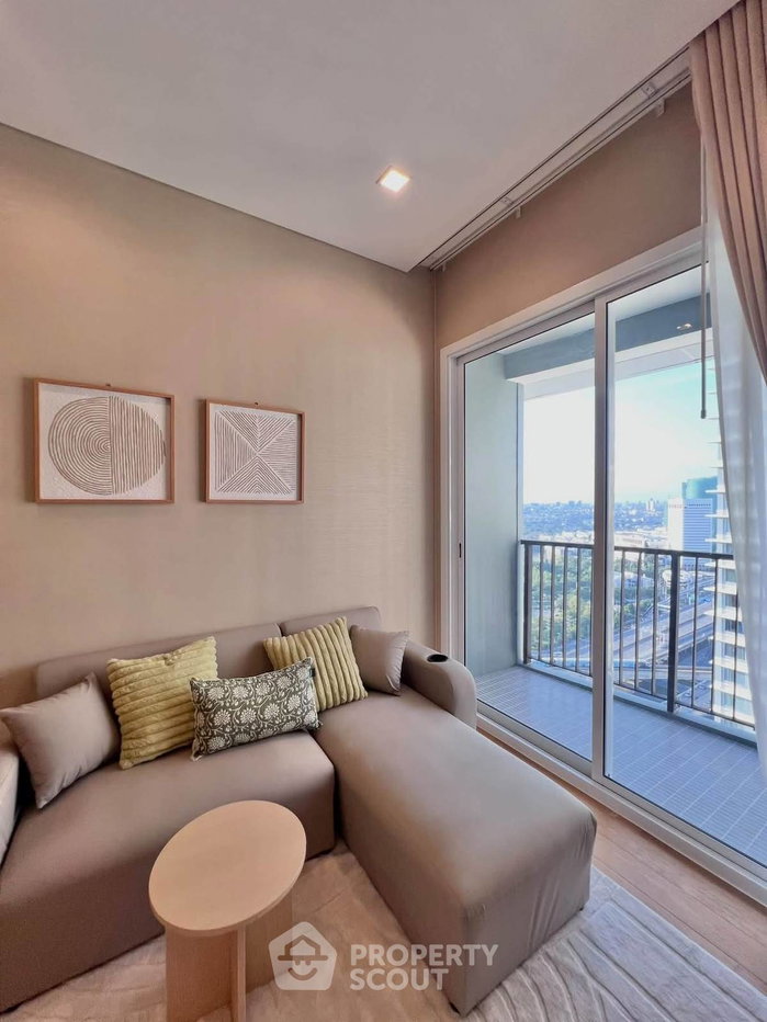 รูป ใกล้ MRT พหลโยธิน 100 ม. | ชั้น 30 คอนโด 1 ห้องนอน The Saint Residences (ID 3471049) - รูปที่ 4/10