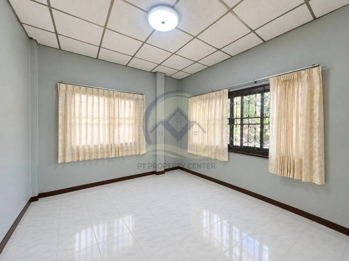 รูป บ้านเดี่ยว 2 ชั้น สร้างเอง ซอยลำลูกกา 33 บ้านเดี่ยว 2 ชั้นใกล้รถไฟฟ้า หน้าบ้านไม่ชนใคร ได้ความเป็นส่วนตัวสูง ลมพัดผ่านดี ไม่แออัด - รูปที่ 12/23
