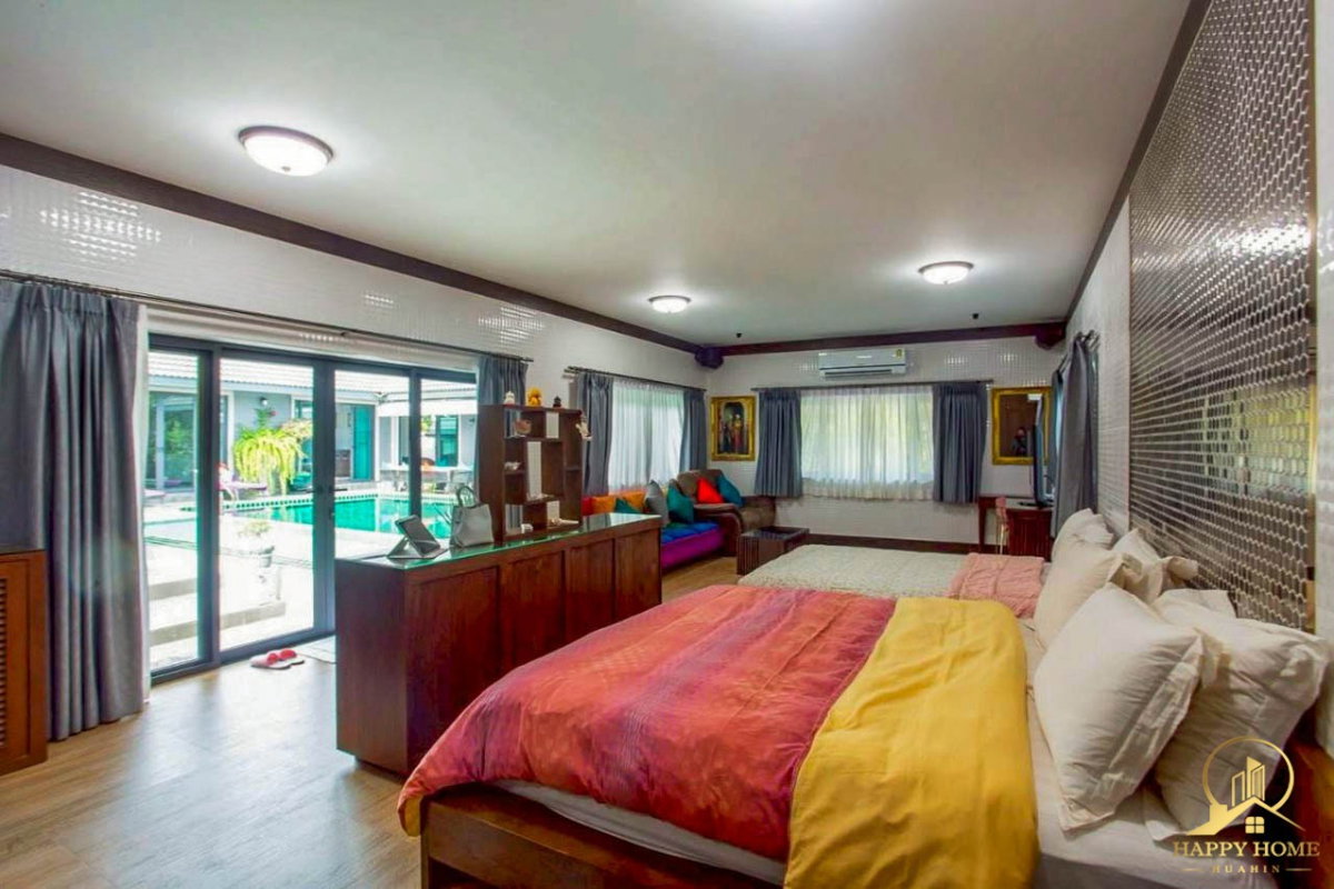 picture Luxury Pool Villa for Sale in Hua Hin Soi 70 - 8/23