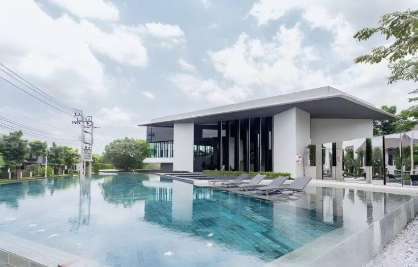 picture Setthasiri Krungthep Kreetha | Modern 3 Bed House walk to Brighton College - 19/23