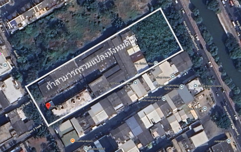Large plot of land for sale in the heart of Bangkok, on Chan 2 Road, connecting Sathorn and Narathiwat Ratchanakarin. 793 square wa.