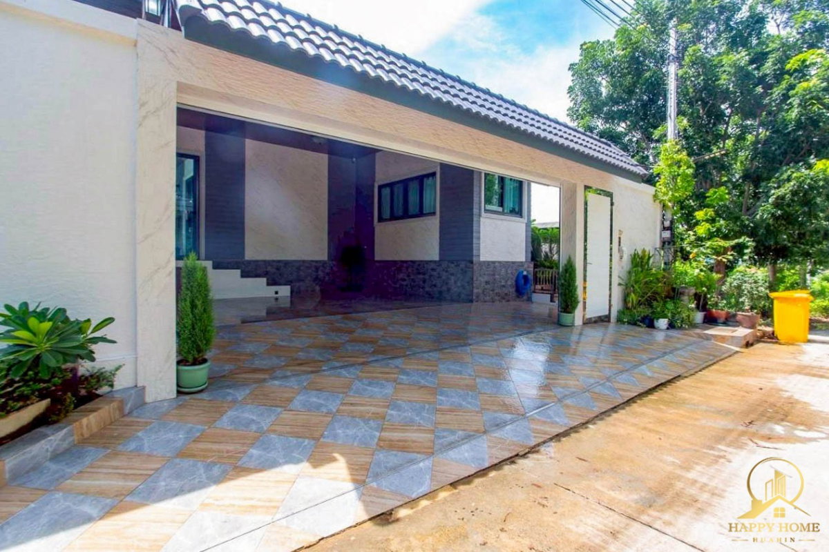 picture Luxury Pool Villa for Sale in Hua Hin Soi 70 - 4/23