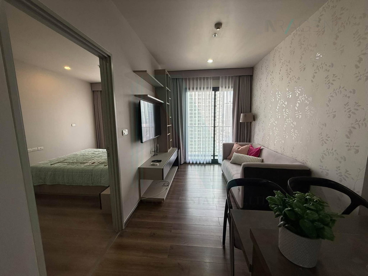 picture 🔺 For Sell Condo ONYX PHAHOLYOTHIN Building 1, Floor 19,1 bed room, Room size 40 sqm - 3/8