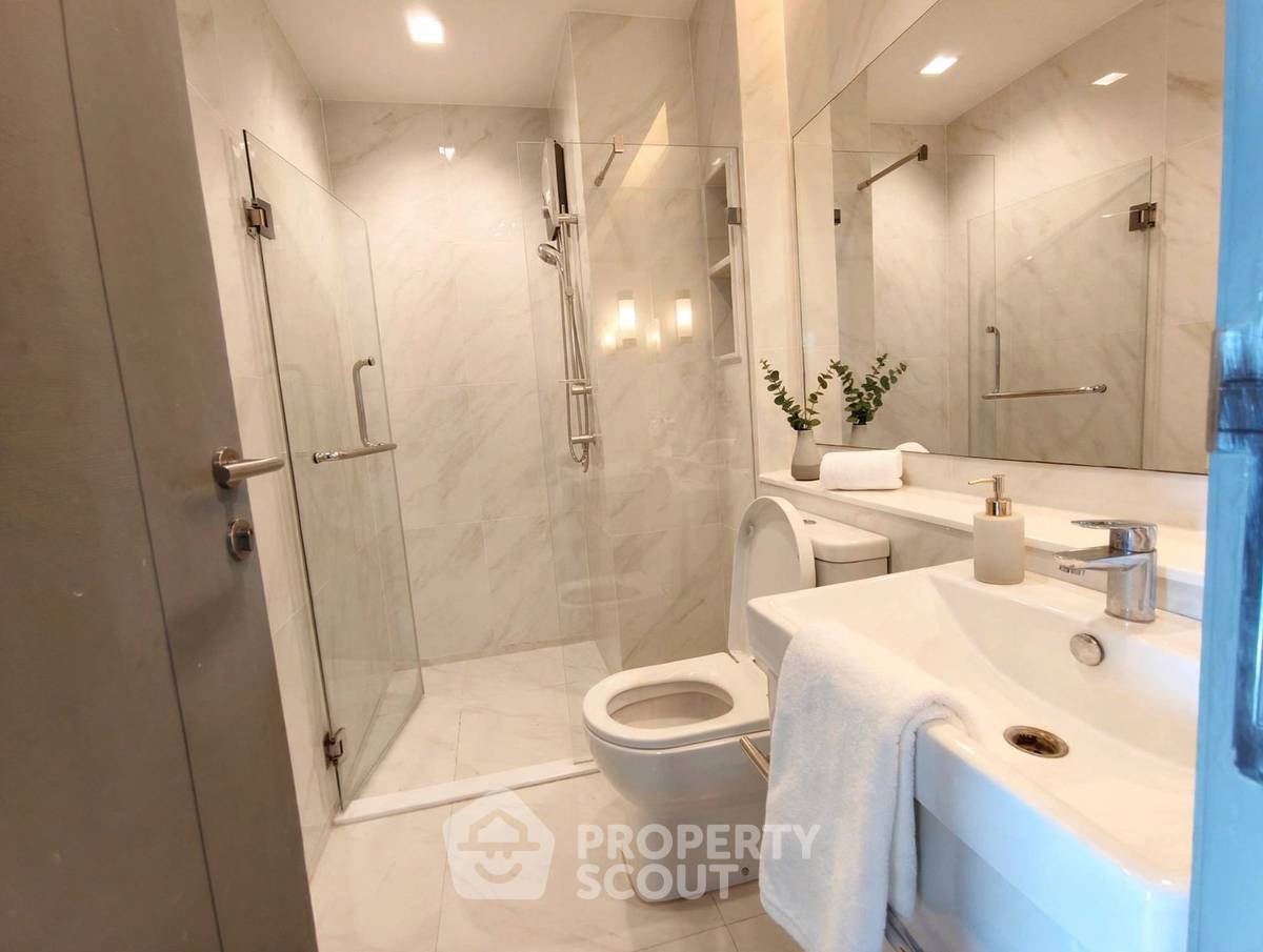 picture 39th-Floor 1-BR Life Asoke - Rama 9 Near MRT Phra Ram 9 (ID 3468168) - 9/9