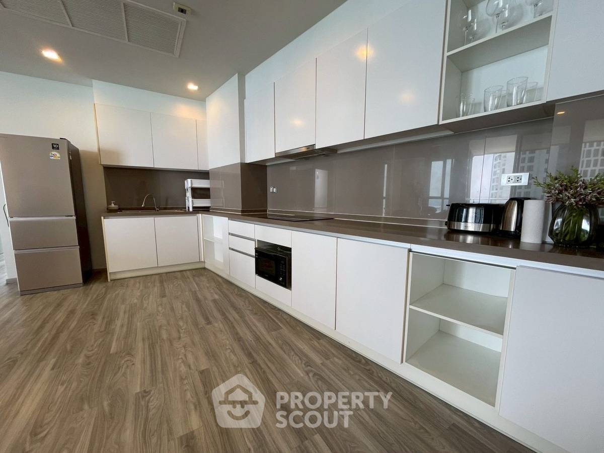 picture 28th-Floor 3-BR Condo At Baan Plai Haad Pattaya (ID 3468613) - 10/20