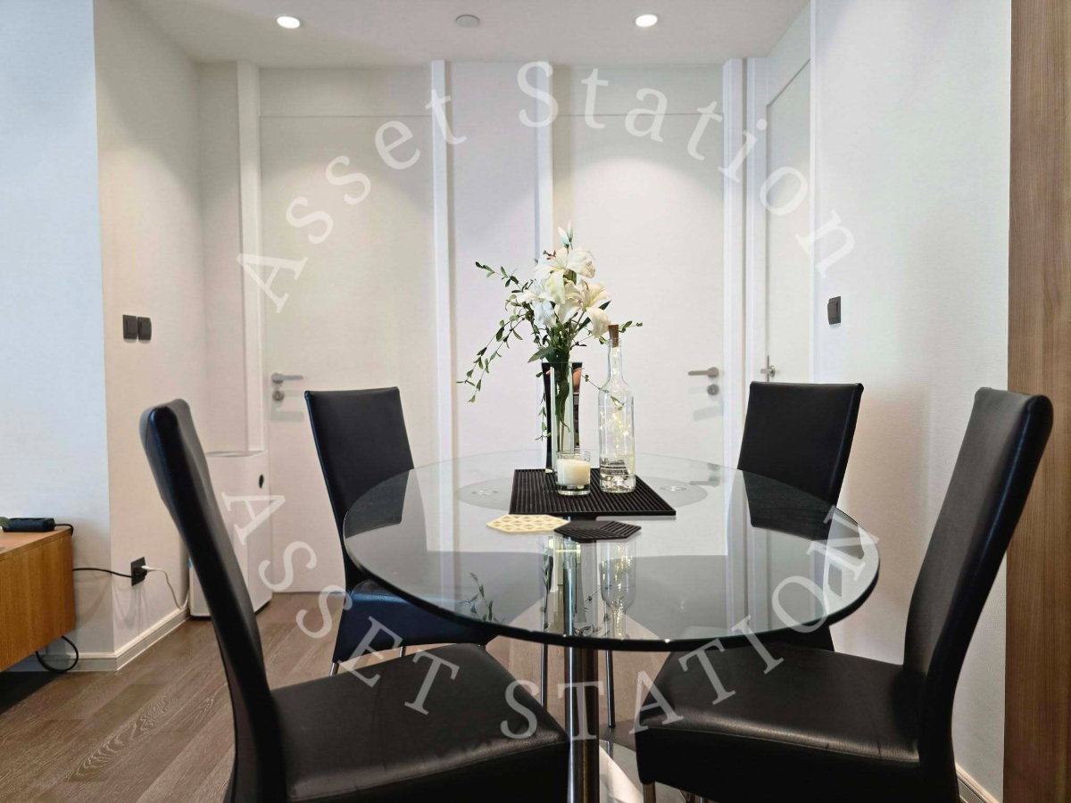 picture MUNIQ Sukhumvit 23 |ð Near BTS Asok and Terminal 21 - 7/14