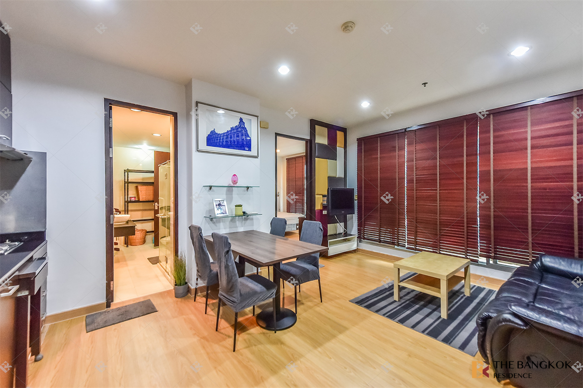 picture Baan Klang Krung Siam Pathumwan near BTS Ratchathewi Condo in High-potential, Central City Location - 4/10