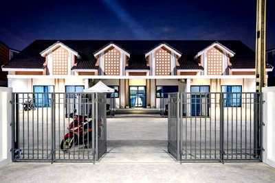 Townhouses for rent Chonburi : For Rent | Zensiri city (2 Bedrooms & 2 Bathrooms)