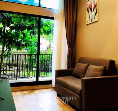 1-BR Blossom Condo @ Sathorn-Charoenrat Near BTS Surasak (ID 2756304)