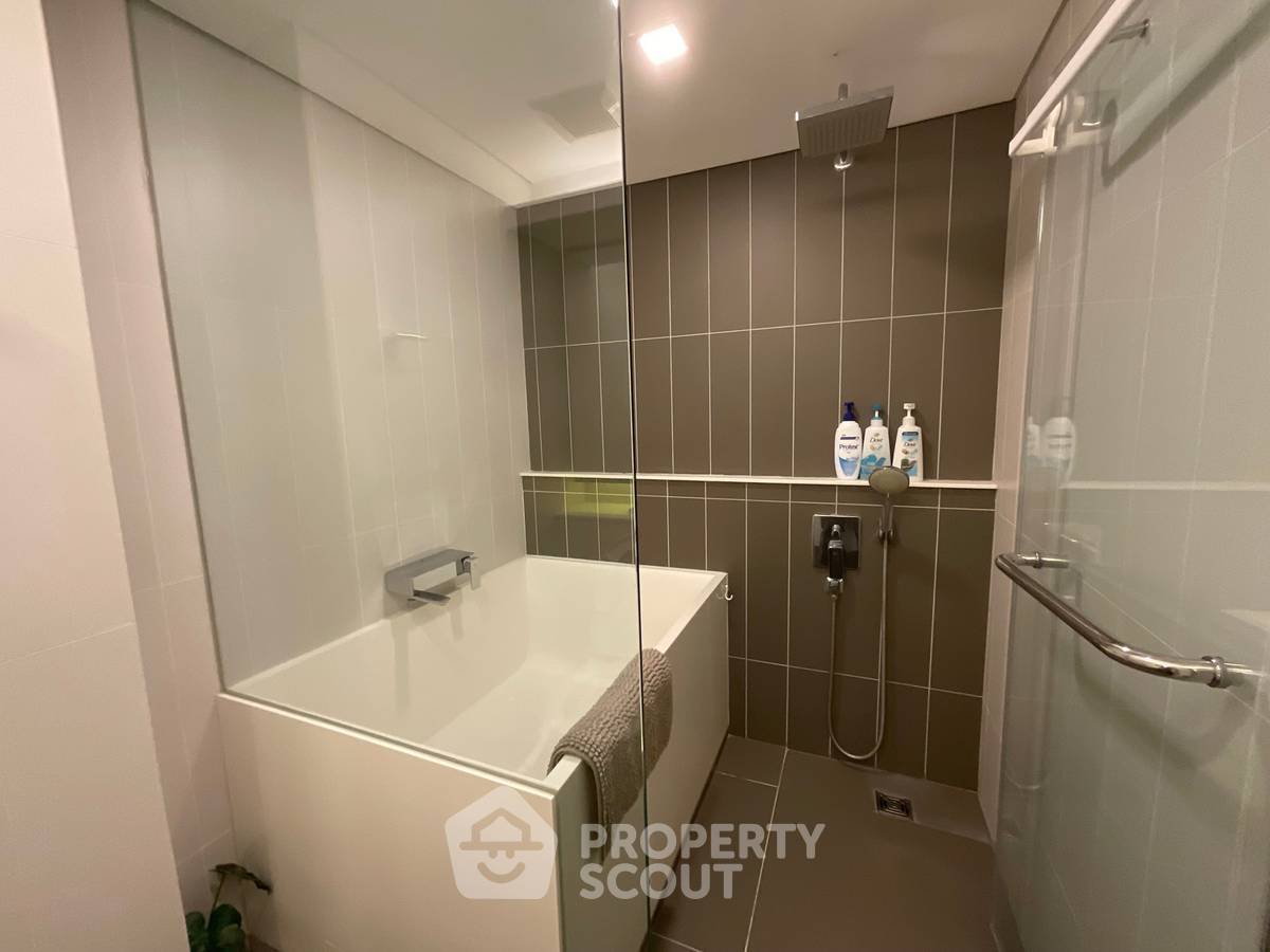 picture 21st-Floor 2-BR Siamese Sukhumvit 48 For Sale Near BTS On Nut (ID 1410801) - 13/25