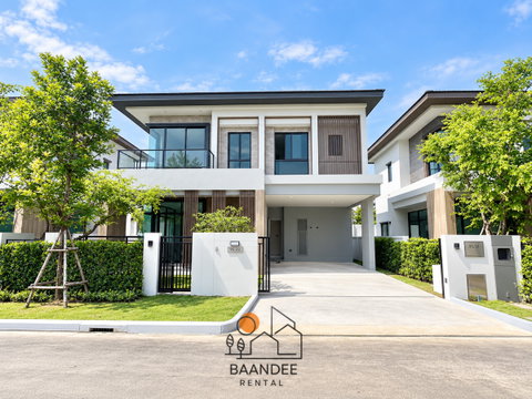 Bangkok Boulevard Bangna KM 5 Furnished 4 Bedroom House