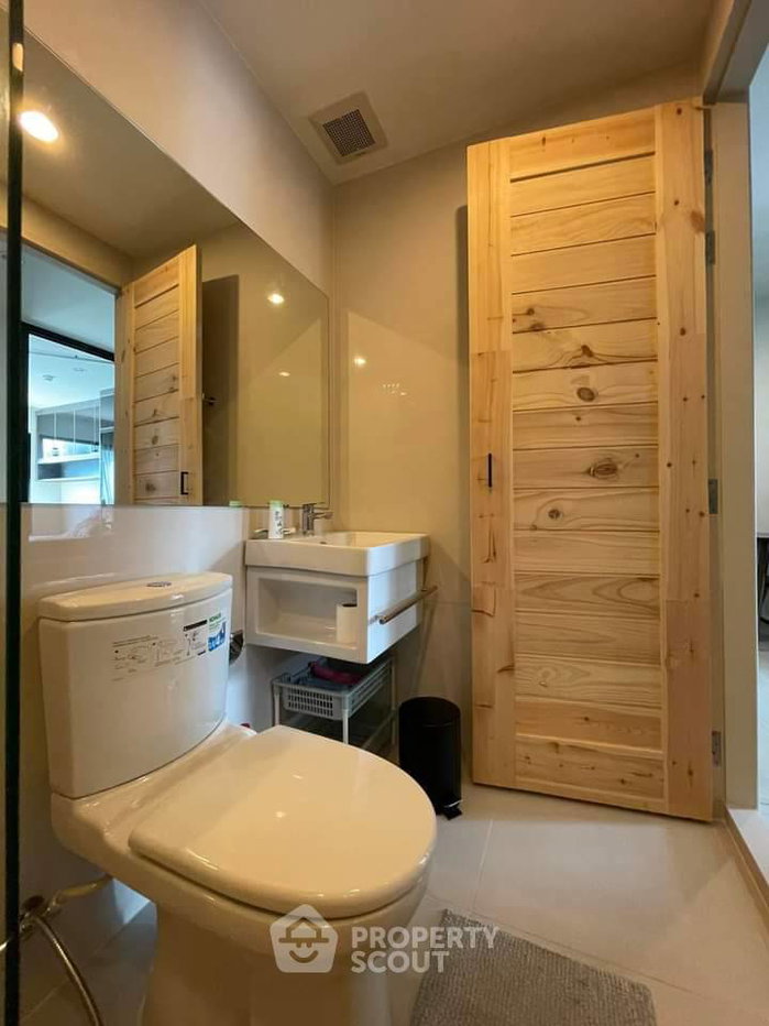 picture 2-BR Condo at Life Asoke near ARL Makkasan (ID 1433845) - 5/12