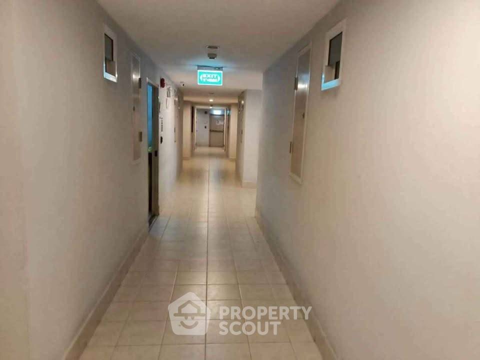 picture 2-BR Condo For Sale, Metro Park Sathorn Phase 1, MRT Phetkasem 48 (ID 3468809) - 8/8