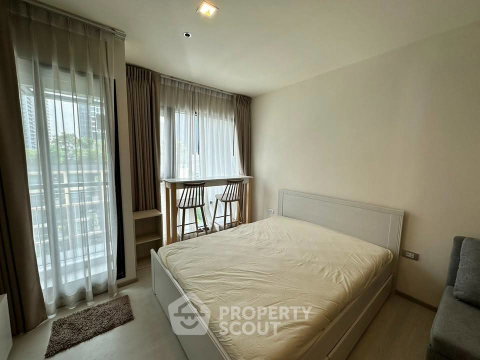 คอนโด สตูดิโอ ที่ ริทึ่ม สุขุมวิท 36-38 ใกล้ BTS ทองหล่อ (ID 3470230)