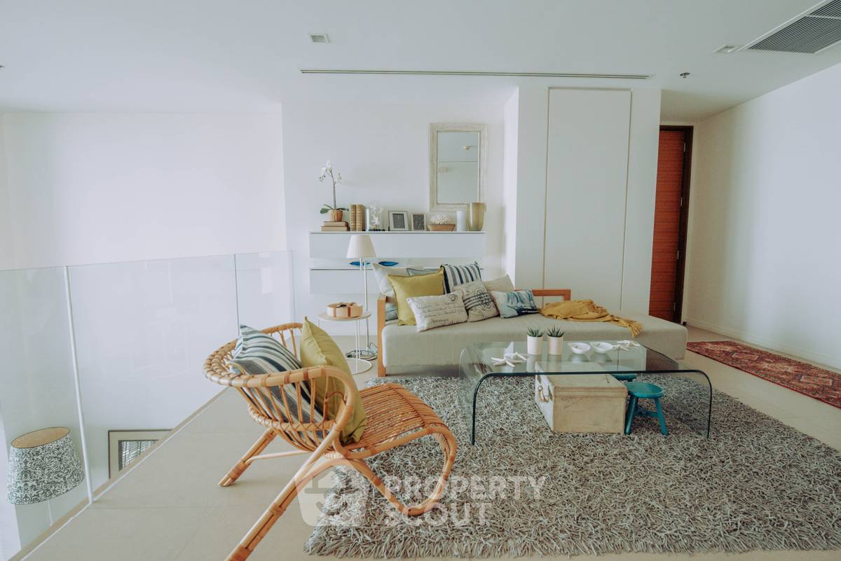 picture 2-BR Condo at The River Condominium near BTS Saphan Taksin (ID 3471177) - 16/18
