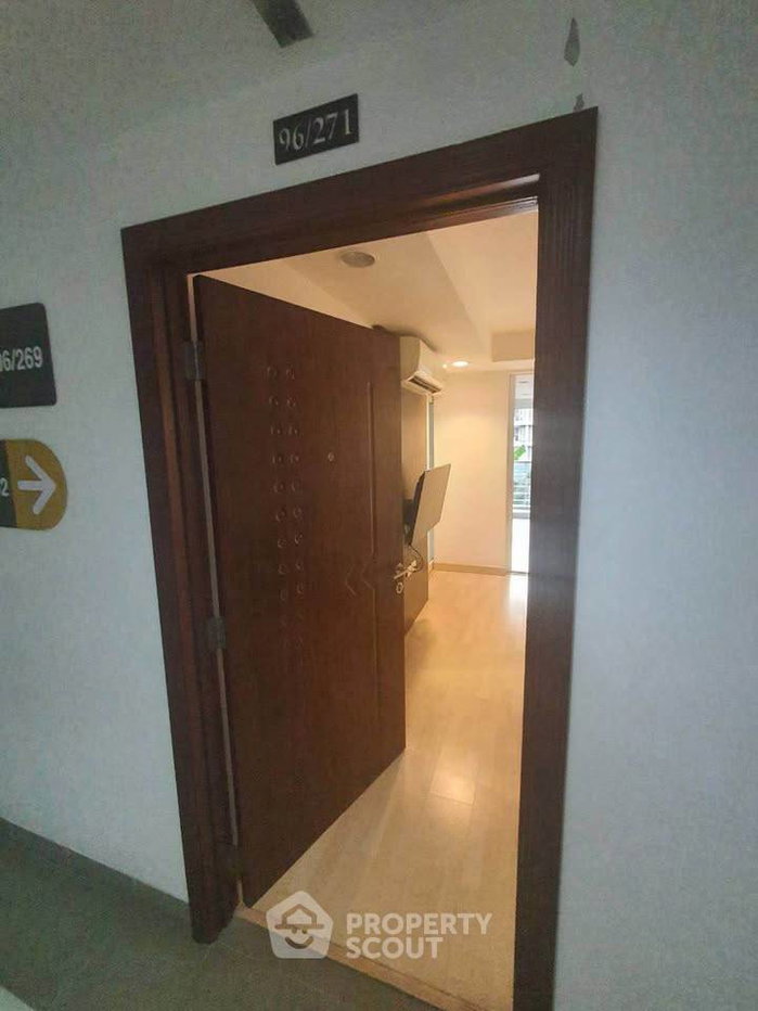 picture 1-BR Condo For Sale At The Royal Place Condominium, Phuket (ID 3472920) - 2/8