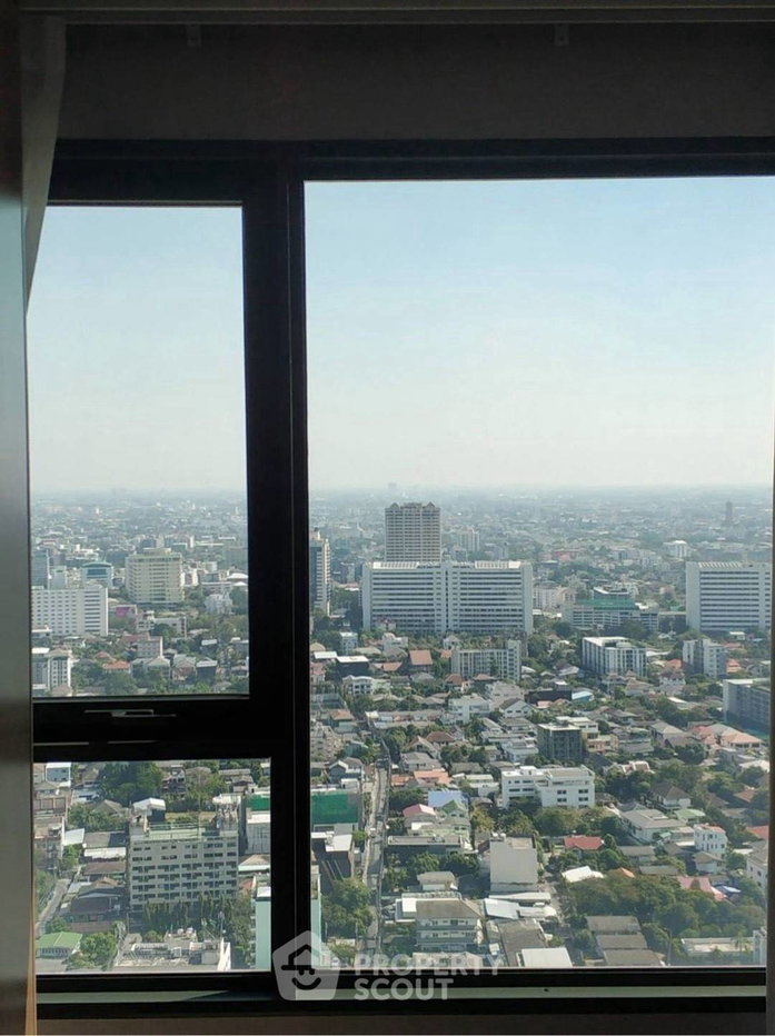 picture 2-BR Condo at Life Ladprao near BTS Ha Yaek Lat Phrao (ID 2090374) - 8/9