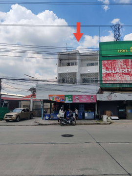 ขายอาคารพาณิชย์ 3 ชั้น 2คูหา พร้อมลานเก็บสินค้า 176 ตร.ว. ติดถนนใหญ่ 8 เลน ปทุมสายนอก ใกล้แยกปทุมวิไล 900 ม.