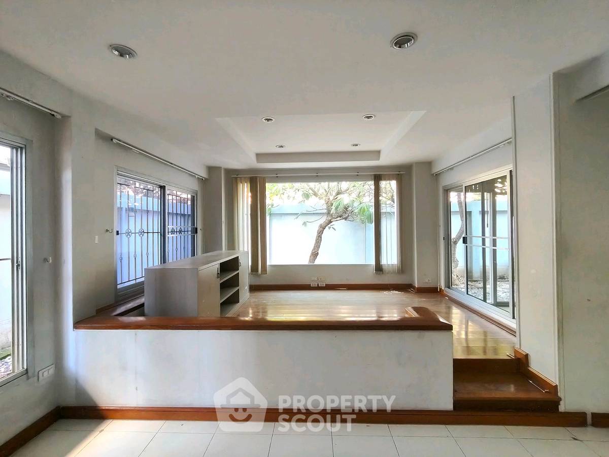 รูป บ้าน 2-ห้องนอน ใน พลับพลา (ID 3471136) - รูปที่ 8/15