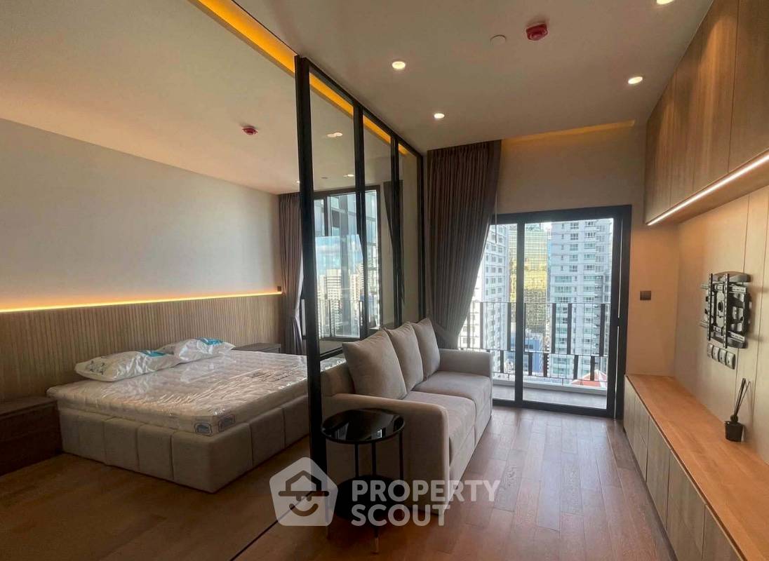 picture Pet-Friendly 1-BR Muniq Sukhumvit 23, 100m To MRT Sukhumvit (ID 3468122) - 3/5