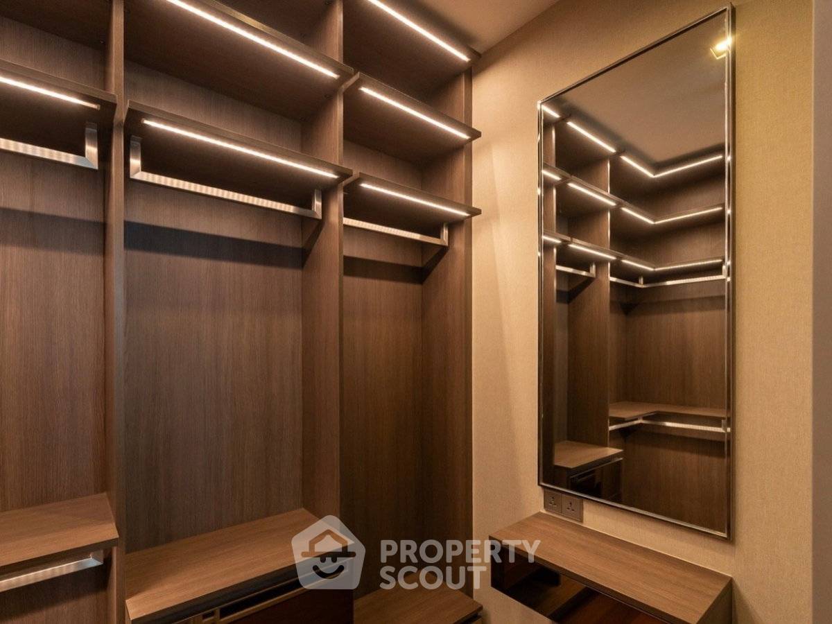 รูป ใกล้ BTS นานา 20 เมตร | คอนโด 2 ห้องนอน Q1 Sukhumvit (ID 3472391) - รูปที่ 14/18