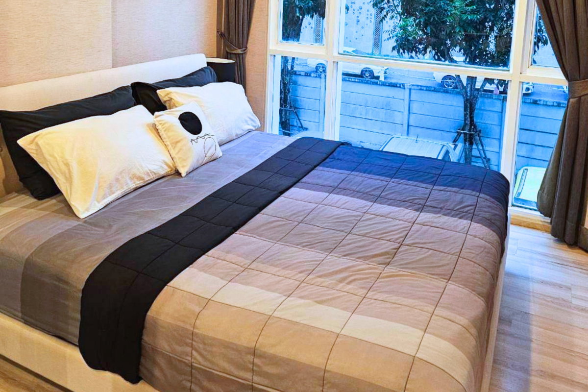 picture THE BASE DOWNTOWN PHUKET | 1-Bedroom Condo for Rent | 35 SQ.M. | Wi-Fi Included - 1/11