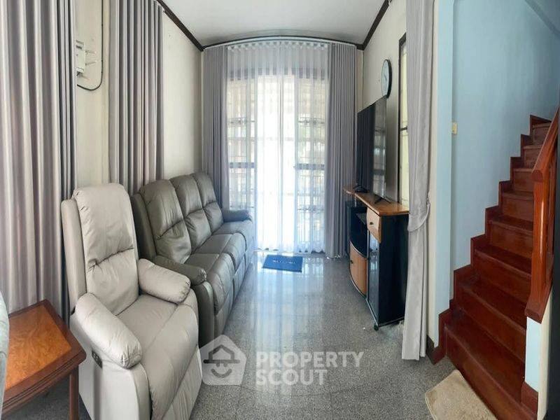 picture 372 Sqm 3-BR House For Sale, Country Home 2, Si Racha (ID 3469412) - 3/9