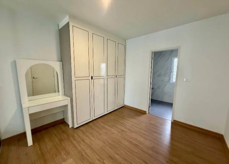 รูป 🏡 ให้เช่าทาวน์โฮมหรู 3.5 ชั้น Maison 168 ลาดพร้าว 101 (K289)
💰 35,000 บาท/เดือน - รูปที่ 12/30