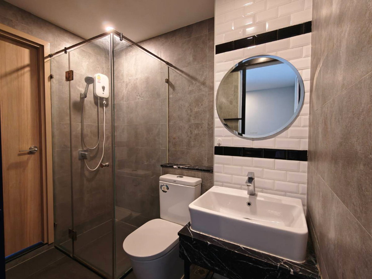 picture *** Condo for rent : Brix Condominium ***  - 7/9