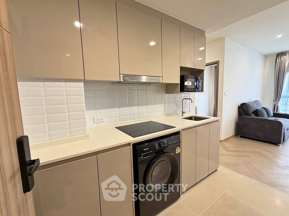 picture 1-BR Condo at Na Reva Charoennakhon near BTS Pho Nimit (ID 3470943) - 1/12