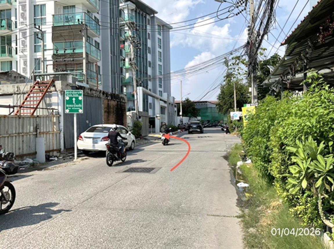 picture CONDO 24.32 Sq.m. Bang Lamung Chonburi for 1.5M - 7/11